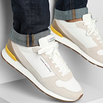 Tommy Hilfiger - Baskets Light Eva Runner Seasonal Mesh 5907 Ecru Classic Stone