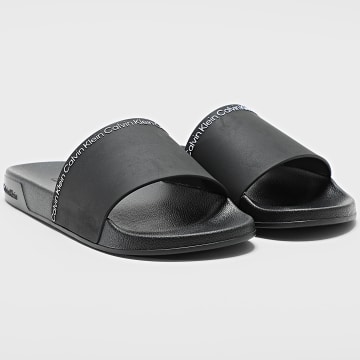 Calvin Klein - Chinelos Essential Slide Institutional 2108 CK Preto