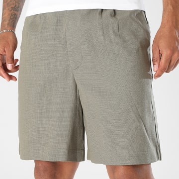ADJ - Short Loose Fit A Plis 026 Vert Kaki