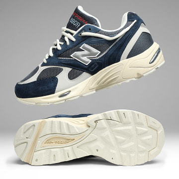 New Balance - Sneaker 880R U880R6ZZ Navy Grey