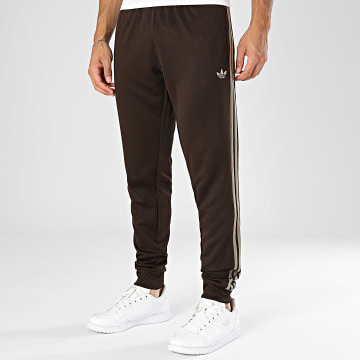 Adidas Originals - Pantalon Jogging A Bandes SST TP KT5040 Marron Foncé Beige