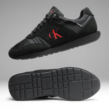 Calvin Klein - Sapatilhas Retro Runner Band Leather Suede 2212 Triple Black Adrenaline Rush