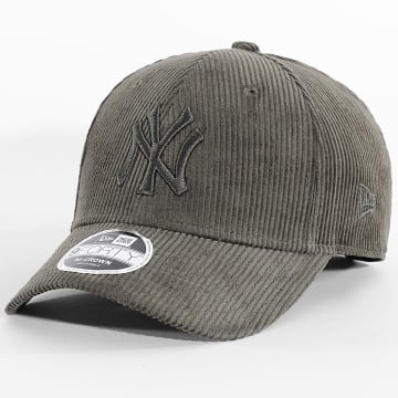 New Era - Pet Corduroy M-Crown Cord 9Forty NY New York Yankees 60915966 Groen Kaki