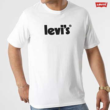 https://assets.laboutiqueofficielle.com/image/upload/v1606379252/Desc/Logos%20Brands%20Artists/levi_s.svg Levi's - Tee Shirt Relaxed Fit 16143 Blanc