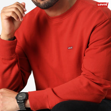 https://assets.laboutiqueofficielle.com/image/upload/v1606379252/Desc/Logos%20Brands%20Artists/levi_s.svg Levi's - Sweat Crewneck 35909 Rouge