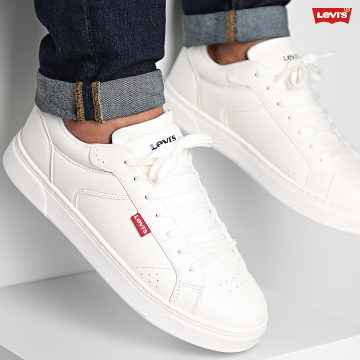 https://assets.laboutiqueofficielle.com/image/upload/v1606379252/Desc/Logos%20Brands%20Artists/levi_s.svg Levi's - Baskets Sneakers 235438 Brilliant White