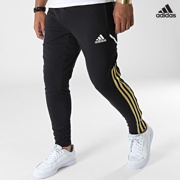 https://laboutiqueofficielle-res.cloudinary.com/image/upload/v1627638668/Desc/Watermark/adidas_performance.svg Adidas Sportswear - Pantalon Jogging A Bandes Juventus HG1355 Noir