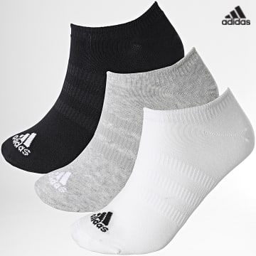 https://laboutiqueofficielle-res.cloudinary.com/image/upload/v1627638668/Desc/Watermark/adidas_performance.svg Adidas Sportswear - Lot De 3 Paires De Chaussettes IC1328 Noir Blanc Gris Chiné