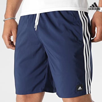 https://laboutiqueofficielle-res.cloudinary.com/image/upload/v1627638668/Desc/Watermark/adidas_performance.svg Adidas Sportswear - Short De Bain A Bandes 3 Stripes HT4359 Bleu Marine