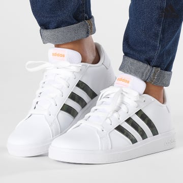 https://laboutiqueofficielle-res.cloudinary.com/image/upload/v1627638668/Desc/Watermark/adidas_performance.svg Adidas Sportswear - Baskets Femme Grand Court 2 IF2884 Cloud White Screaming Orange