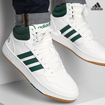 https://laboutiqueofficielle-res.cloudinary.com/image/upload/v1627638668/Desc/Watermark/adidas_performance.svg Adidas Sportswear - Baskets Hoops 3 IG5570 Core White Core Green Gum 4