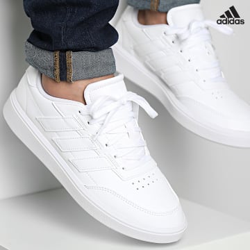 https://laboutiqueofficielle-res.cloudinary.com/image/upload/v1627638668/Desc/Watermark/adidas_performance.svg Adidas Sportswear - Baskets Courtblock IF4031 Footwear White