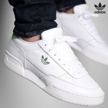 https://laboutiqueofficielle-res.cloudinary.com/image/upload/v1627646526/Desc/Watermark/3adidas_orginal.svg Adidas Originals - Baskets Court Super IE8082 Footwear White Preloved Green Off White