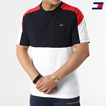 https://laboutiqueofficielle-res.cloudinary.com/image/upload/v1627646949/Desc/Watermark/10logo_tommy_sport.svg Tommy Sport - Tee Shirt Colorblocked 6782 Blanc Bleu Marine Rouge