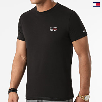 https://laboutiqueofficielle-res.cloudinary.com/image/upload/v1627647047/Desc/Watermark/5logo_tommyhilfiger_watermark.svg Tommy Jeans - Tee Shirt Chest Logo 0099 Noir