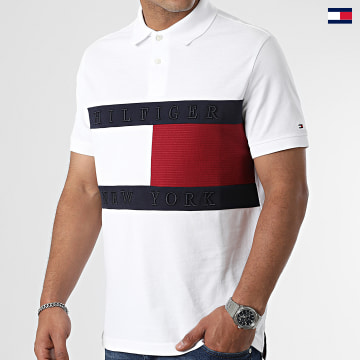 https://laboutiqueofficielle-res.cloudinary.com/image/upload/v1627647047/Desc/Watermark/5logo_tommyhilfiger_watermark.svg Tommy Hilfiger - Polo Manches Courtes Structure 5835 Blanc