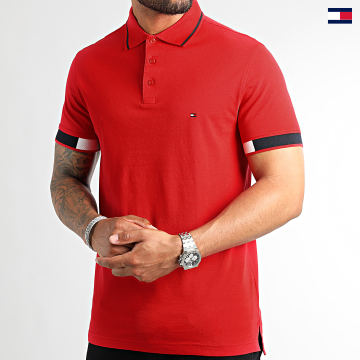 https://laboutiqueofficielle-res.cloudinary.com/image/upload/v1627647047/Desc/Watermark/5logo_tommyhilfiger_watermark.svg Tommy Hilfiger - Polo Manches Courtes RWB Placket Cuff Rouge