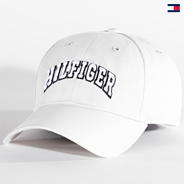 https://laboutiqueofficielle-res.cloudinary.com/image/upload/v1627647047/Desc/Watermark/5logo_tommyhilfiger_watermark.svg Tommy Hilfiger - Casquette Surplus 9489 Blanc