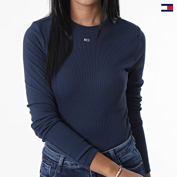 https://laboutiqueofficielle-res.cloudinary.com/image/upload/v1627647047/Desc/Watermark/5logo_tommyhilfiger_watermark.svg Tommy Jeans - Tee Shirt Manches Longues Femme Baby Rib Jersey 4277 Bleu Marine