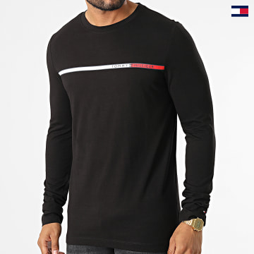 https://laboutiqueofficielle-res.cloudinary.com/image/upload/v1627647047/Desc/Watermark/5logo_tommyhilfiger_watermark.svg Tommy Hilfiger - Tee Shirt Manches Longues Two Tone Chest Stripe 8785 Noir