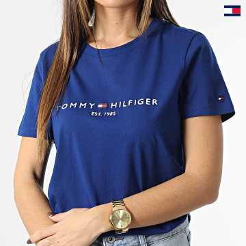 https://laboutiqueofficielle-res.cloudinary.com/image/upload/v1627647047/Desc/Watermark/5logo_tommyhilfiger_watermark.svg Tommy Hilfiger - Tee Shirt Regular 8681 Bleu Roi
