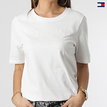 https://laboutiqueofficielle-res.cloudinary.com/image/upload/v1627647047/Desc/Watermark/5logo_tommyhilfiger_watermark.svg Tommy Hilfiger - Tee Shirt Femme High Shine 6135 Blanc