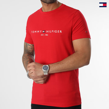 https://laboutiqueofficielle-res.cloudinary.com/image/upload/v1627647047/Desc/Watermark/5logo_tommyhilfiger_watermark.svg Tommy Hilfiger - Tee Shirt Tommy Logo 1797 Rouge