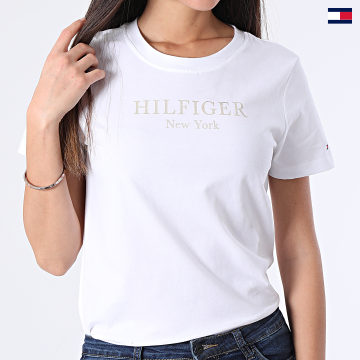 https://laboutiqueofficielle-res.cloudinary.com/image/upload/v1627647047/Desc/Watermark/5logo_tommyhilfiger_watermark.svg Tommy Hilfiger - Tee Shirt Femme Regular Foil 7194 Blanc