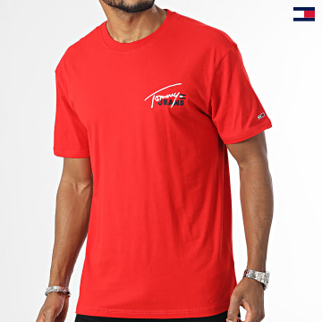https://laboutiqueofficielle-res.cloudinary.com/image/upload/v1627647047/Desc/Watermark/5logo_tommyhilfiger_watermark.svg Tommy Jeans - Tee Shirt Classic Graphic Signature 6236 Rouge
