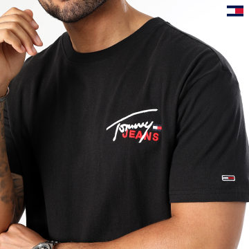 https://laboutiqueofficielle-res.cloudinary.com/image/upload/v1627647047/Desc/Watermark/5logo_tommyhilfiger_watermark.svg Tommy Jeans - Tee Shirt Classic Graphic Signature 6236 Noir