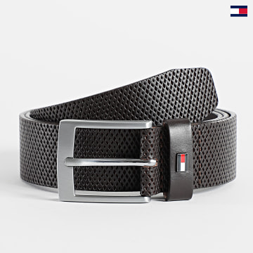 https://laboutiqueofficielle-res.cloudinary.com/image/upload/v1627647047/Desc/Watermark/5logo_tommyhilfiger_watermark.svg Tommy Hilfiger - Ceinture Adan Texture 0845 Marron