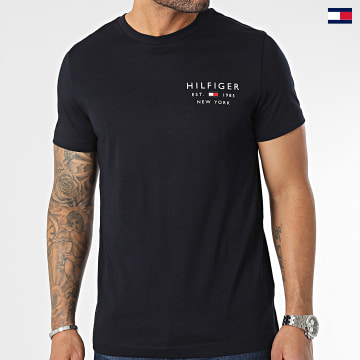 https://laboutiqueofficielle-res.cloudinary.com/image/upload/v1627647047/Desc/Watermark/5logo_tommyhilfiger_watermark.svg Tommy Hilfiger - Tee Shirt Brand Love Small Logo 0033 Bleu Marine