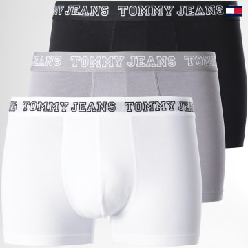 https://laboutiqueofficielle-res.cloudinary.com/image/upload/v1627647047/Desc/Watermark/5logo_tommyhilfiger_watermark.svg Tommy Jeans - Lot De 3 Boxers Varsity Essentials 2850 Noir Blanc Gris Chiné