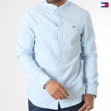 https://laboutiqueofficielle-res.cloudinary.com/image/upload/v1627647047/Desc/Watermark/5logo_tommyhilfiger_watermark.svg Tommy Jeans - Chemise Manches Longues Classic Oxford 5408 Bleu Clair