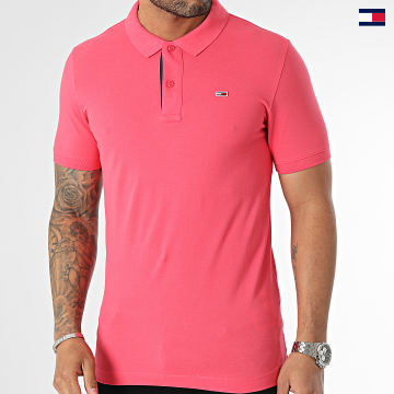 https://laboutiqueofficielle-res.cloudinary.com/image/upload/v1627647047/Desc/Watermark/5logo_tommyhilfiger_watermark.svg Tommy Jeans - Polo Manches Courtes Slim Placket 5940 Rose Fuchsia