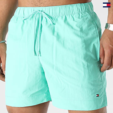 https://laboutiqueofficielle-res.cloudinary.com/image/upload/v1627647047/Desc/Watermark/5logo_tommyhilfiger_watermark.svg Tommy Hilfiger - Short De Bain Medium Drawstring 2793 Vert