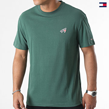 https://laboutiqueofficielle-res.cloudinary.com/image/upload/v1627647047/Desc/Watermark/5logo_tommyhilfiger_watermark.svg Tommy Jeans - Tee Shirt Classic Signature 6841 Vert