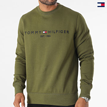 https://laboutiqueofficielle-res.cloudinary.com/image/upload/v1627647047/Desc/Watermark/5logo_tommyhilfiger_watermark.svg Tommy Hilfiger - Sweat Crewneck Tommy Logo 1596 Vert Kaki