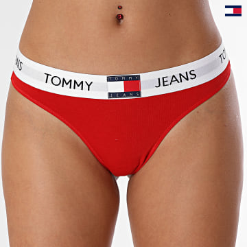 https://laboutiqueofficielle-res.cloudinary.com/image/upload/v1627647047/Desc/Watermark/5logo_tommyhilfiger_watermark.svg Tommy Jeans - String Femme 4956 Rouge