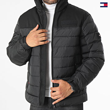 https://laboutiqueofficielle-res.cloudinary.com/image/upload/v1627647047/Desc/Watermark/5logo_tommyhilfiger_watermark.svg Tommy Hilfiger - Doudoune New York 4263 Noir