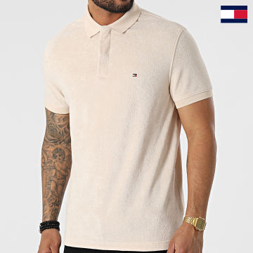 https://laboutiqueofficielle-res.cloudinary.com/image/upload/v1627647047/Desc/Watermark/7logo_tommy_hilfiger.svg Tommy Hilfiger - Polo A Manches Courtes Micro Towelling 5686 Beige