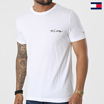 https://laboutiqueofficielle-res.cloudinary.com/image/upload/v1627647047/Desc/Watermark/7logo_tommy_hilfiger.svg Tommy Hilfiger - Tee Shirt Signature Front Logo 5479 Blanc