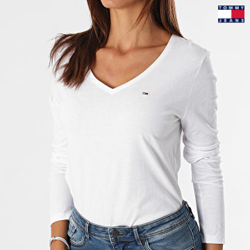 https://laboutiqueofficielle-res.cloudinary.com/image/upload/v1627651009/Desc/Watermark/3logo_tommy_jeans.svg Tommy Jeans - Tee Shirt Manches Longues Femme Jersey V Neck 9101 Blanc