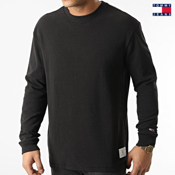 https://laboutiqueofficielle-res.cloudinary.com/image/upload/v1627651009/Desc/Watermark/3logo_tommy_jeans.svg Tommy Jeans - Tee Shirt Manches Longues Mini Waffle Snit 2247 Noir