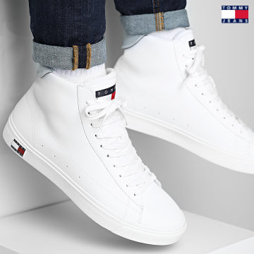 https://laboutiqueofficielle-res.cloudinary.com/image/upload/v1627651009/Desc/Watermark/3logo_tommy_jeans.svg Tommy Jeans - Baskets Leather Mid Cut Vulcan 0886 White