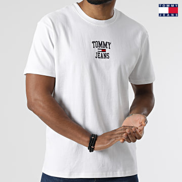 https://laboutiqueofficielle-res.cloudinary.com/image/upload/v1627651009/Desc/Watermark/3logo_tommy_jeans.svg Tommy Jeans - Tee Shirt Homespun Graphic 2479 Blanc