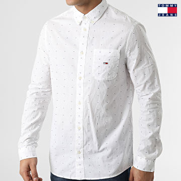 https://laboutiqueofficielle-res.cloudinary.com/image/upload/v1627651009/Desc/Watermark/3logo_tommy_jeans.svg Tommy Jeans - Chemise Manches Longues Dobby 3285 Blanc