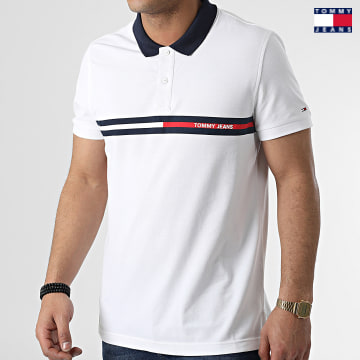 https://laboutiqueofficielle-res.cloudinary.com/image/upload/v1627651009/Desc/Watermark/3logo_tommy_jeans.svg Tommy Jeans - Polo Manches Courtes Regular Chest Flag 3295 Blanc