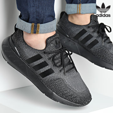 Adidas Originals - Swift Run 22 Sneakers GZ3500 Core Black Grey Five