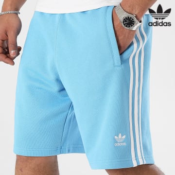 Adidas Originals - IR8008 Pantalón Corto 3 Rayas Azul Claro